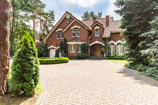 Best Residential Driveway Paver Services  in Pleasantville, IA